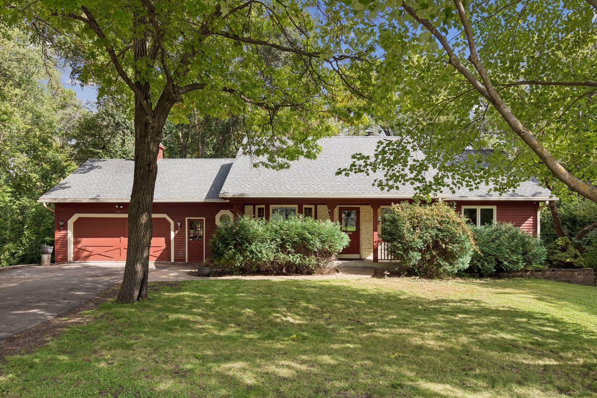 2815 Saddlebrooke Circle E Property Photo 1