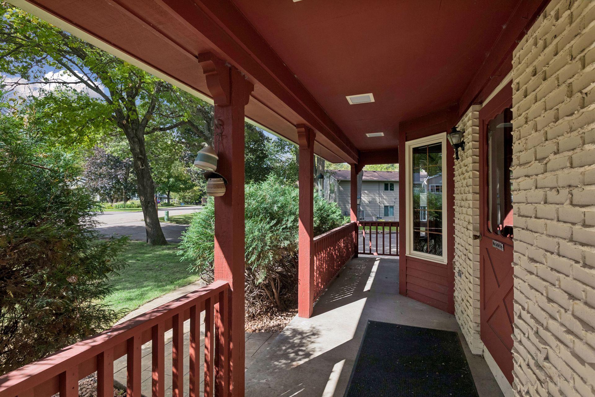 2815 Saddlebrooke Circle E Property Photo 3