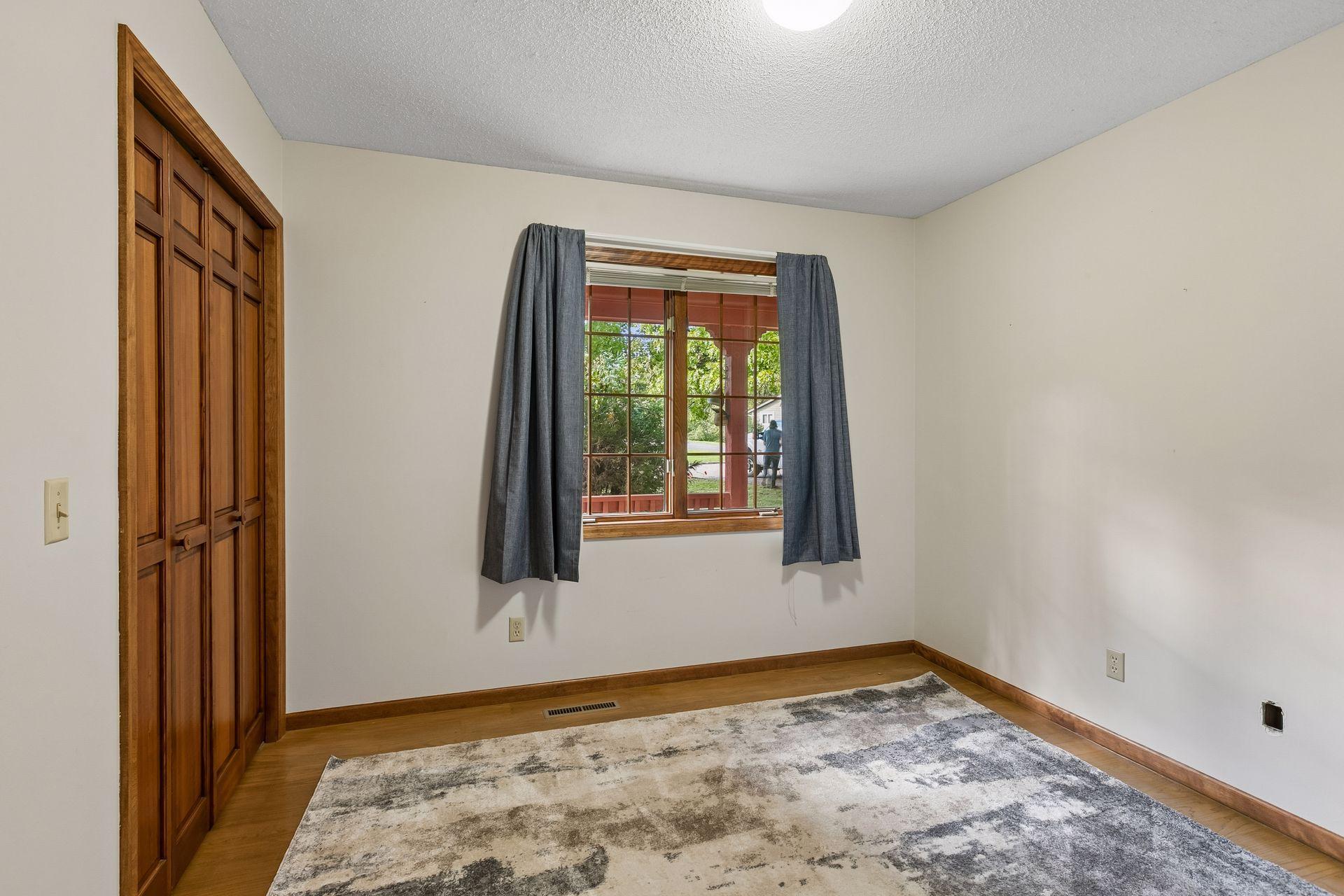 2815 Saddlebrooke Circle E Property Photo 21