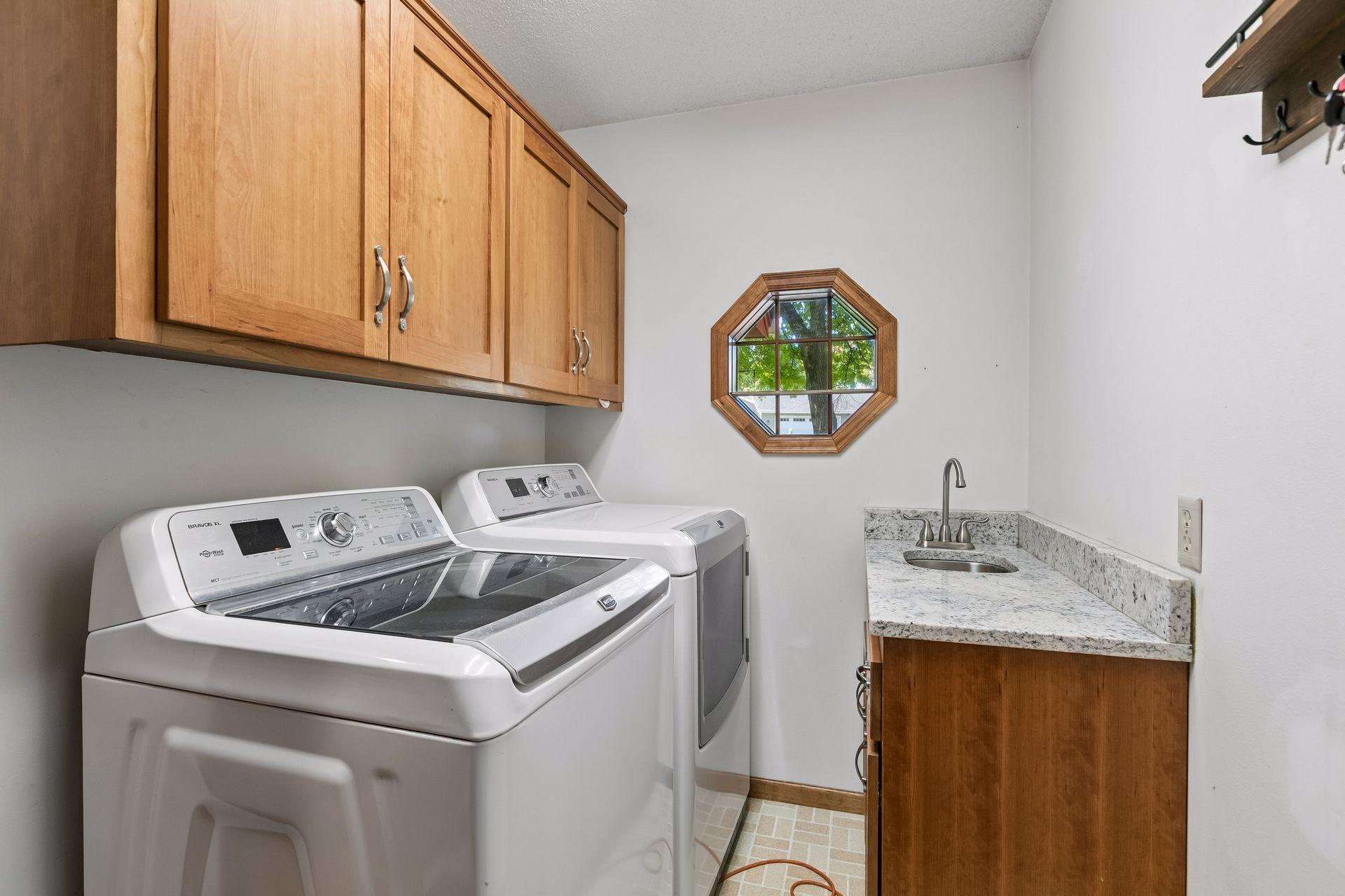 2815 Saddlebrooke Circle E Property Photo 23