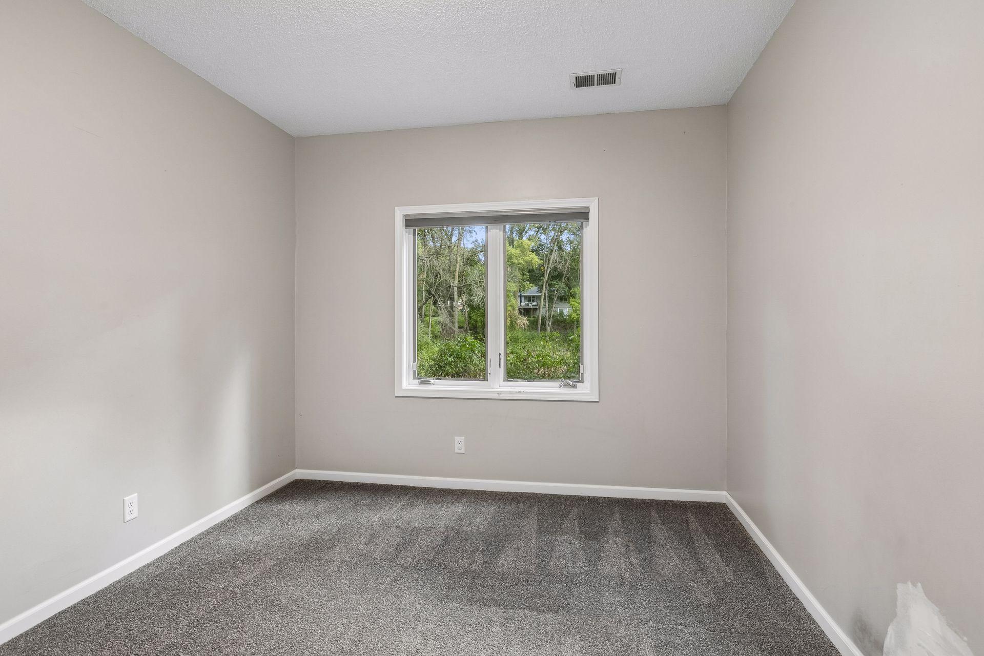 2815 Saddlebrooke Circle E Property Photo 27