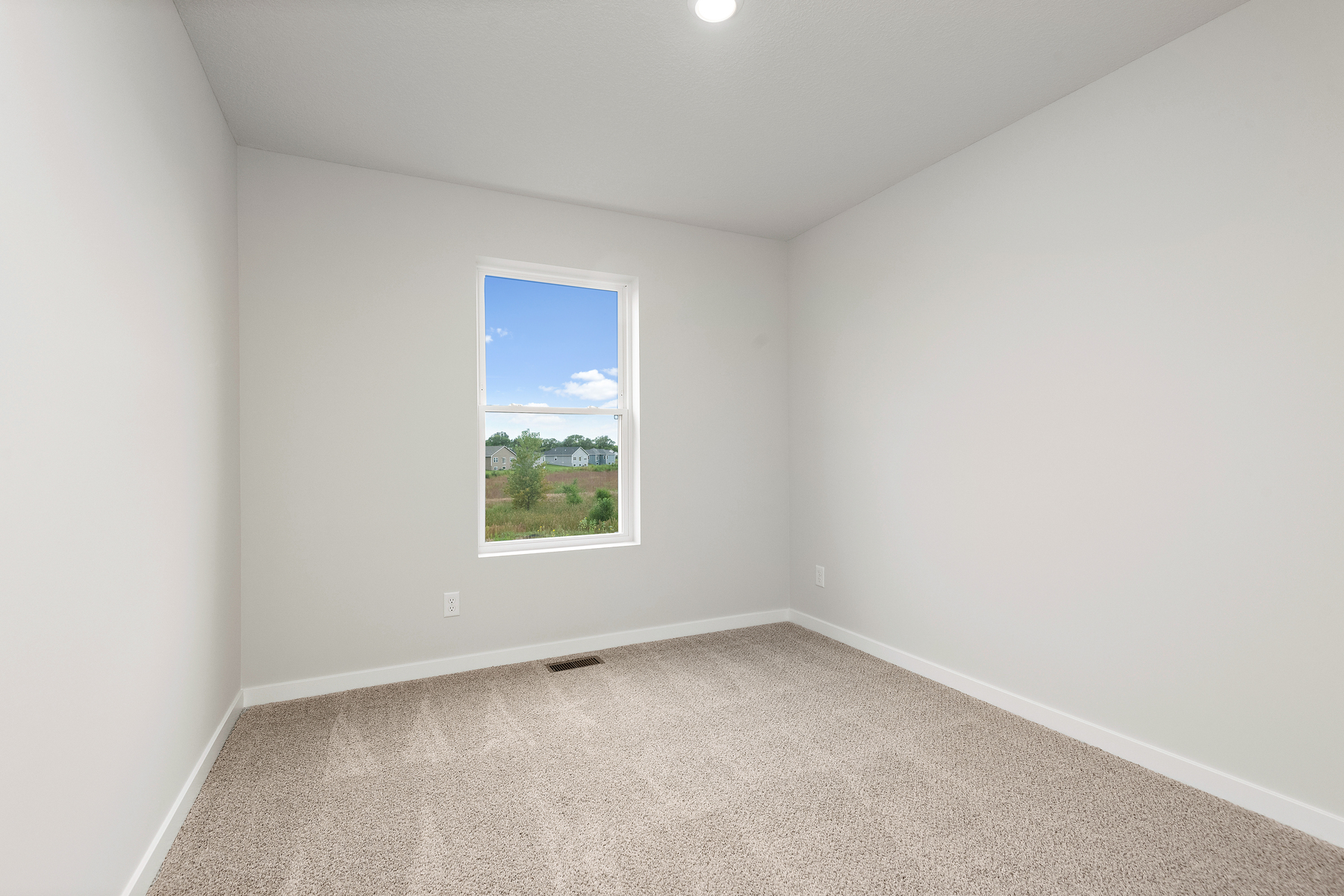 8424 Cherry Street Property Photo 11