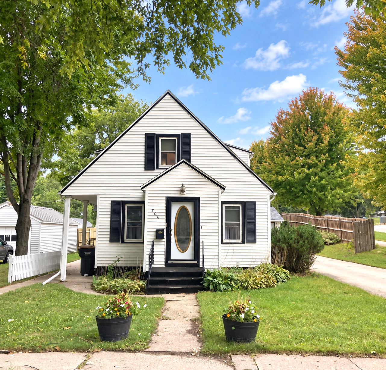 706 7th Street Property Photo 1