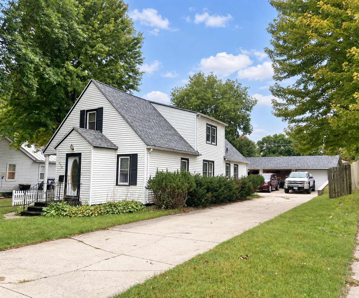 706 7th Street Property Photo 3