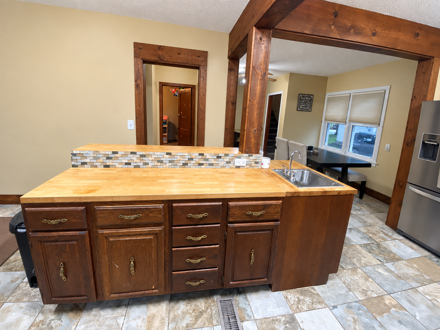 706 7th Street Property Photo 4
