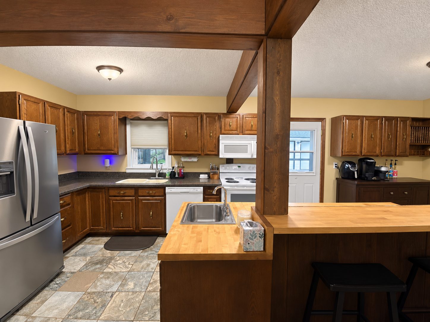 706 7th Street Property Photo 8