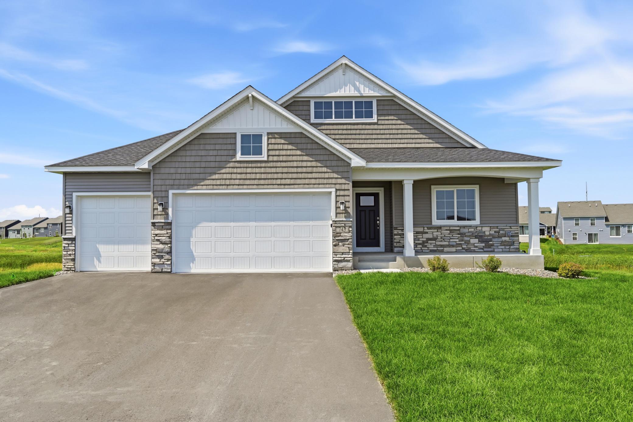 743 Goldenrod Court Property Photo 1