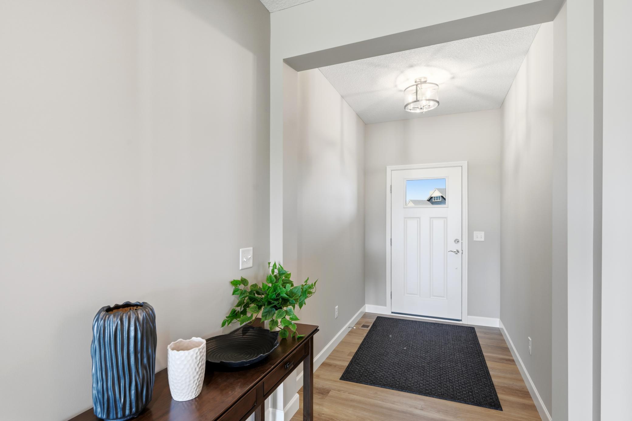 743 Goldenrod Court Property Photo 3