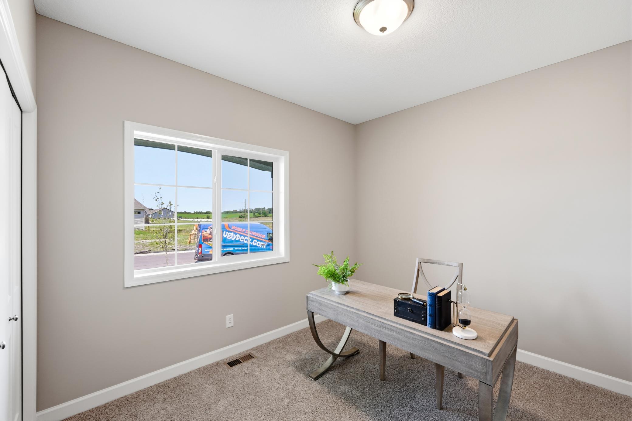 743 Goldenrod Court Property Photo 5