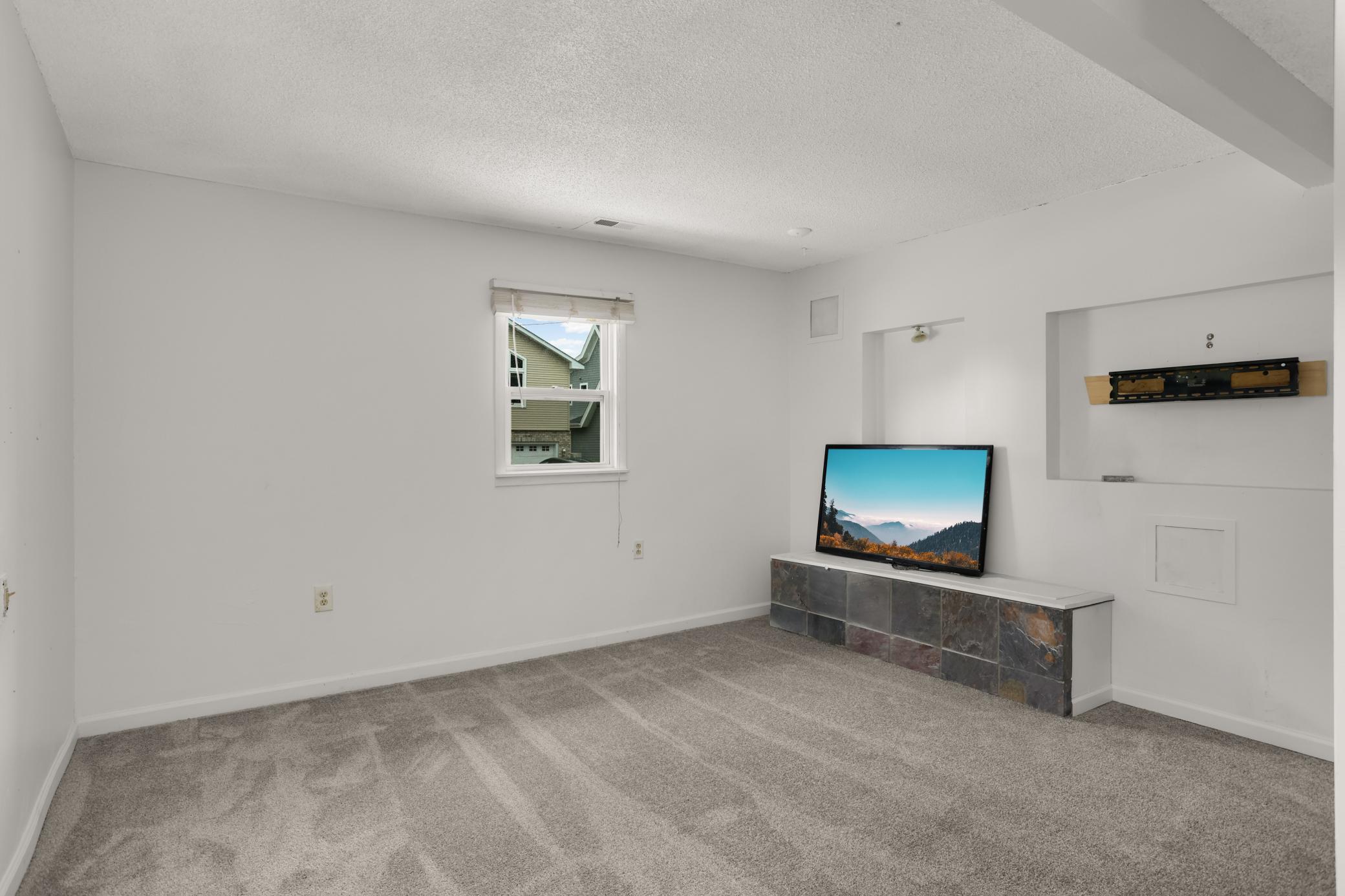 14393 Watersedge Trail Ne Property Photo 16
