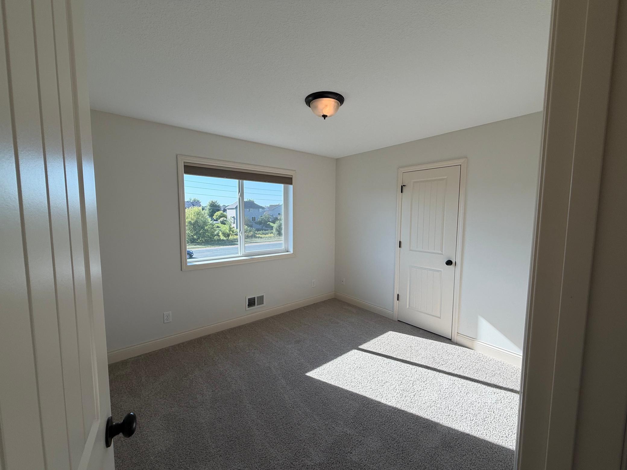 4595 196th Street W Property Photo 4