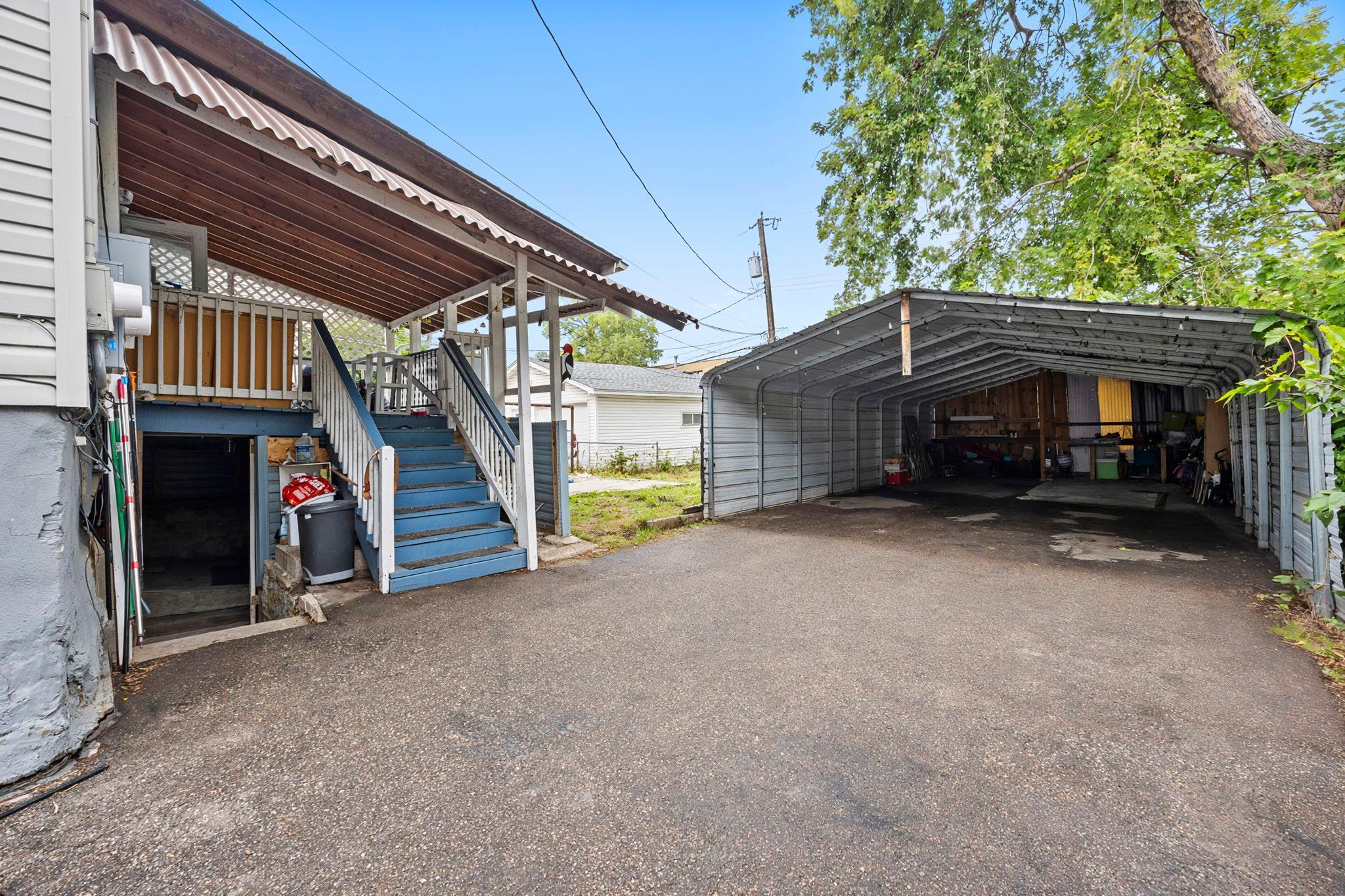 263 Lafond Avenue Property Photo 6