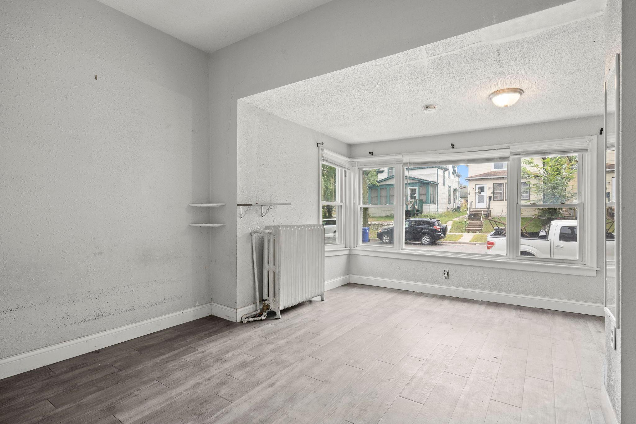 263 Lafond Avenue Property Photo 14