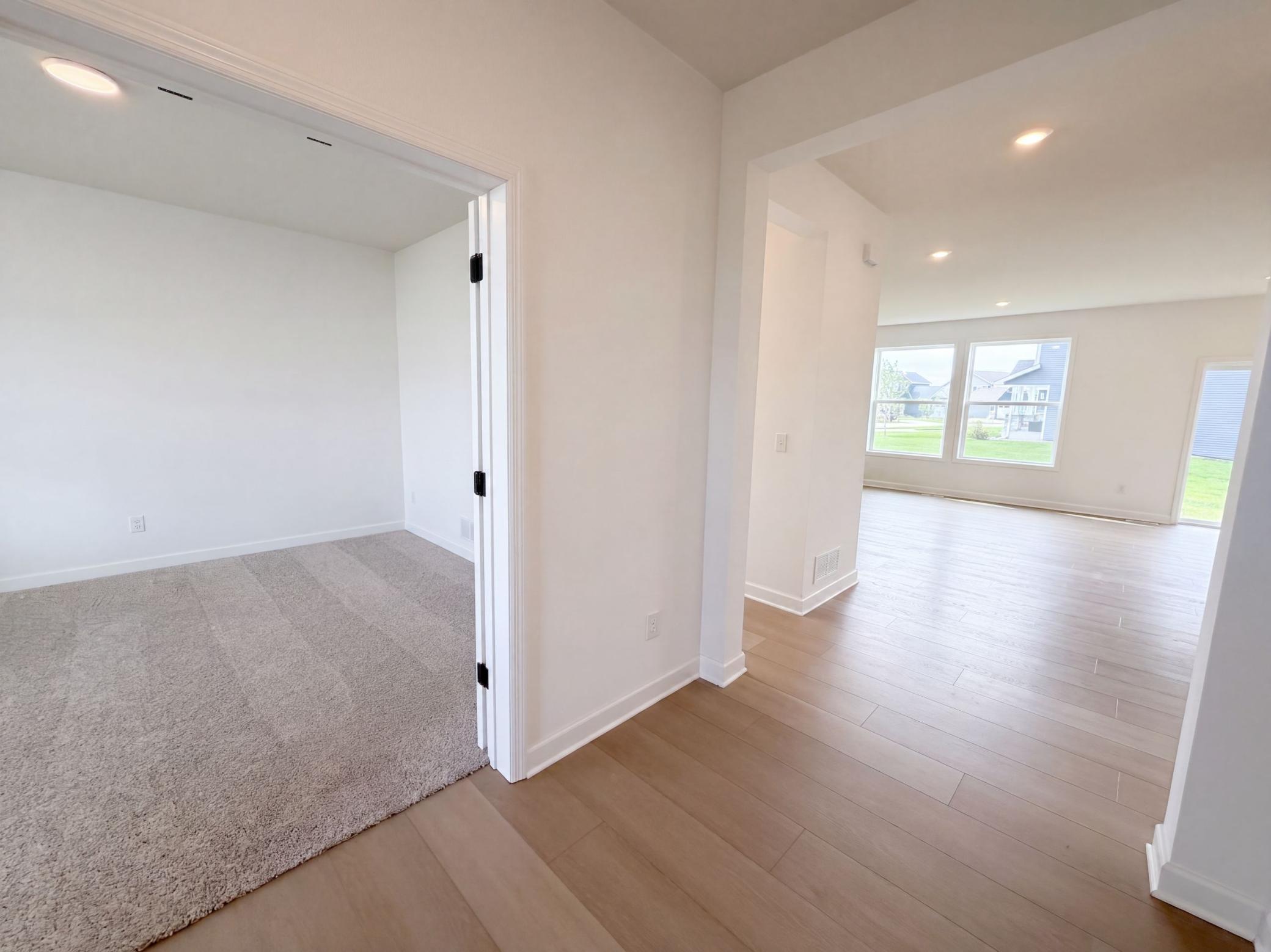 8321 Lander Avenue Ne Property Photo 15