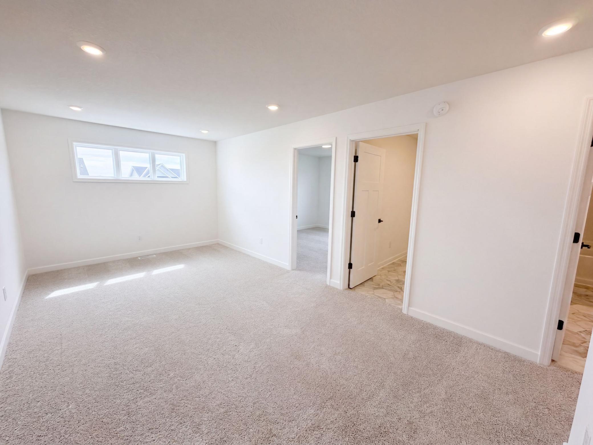 8321 Lander Avenue Ne Property Photo 16