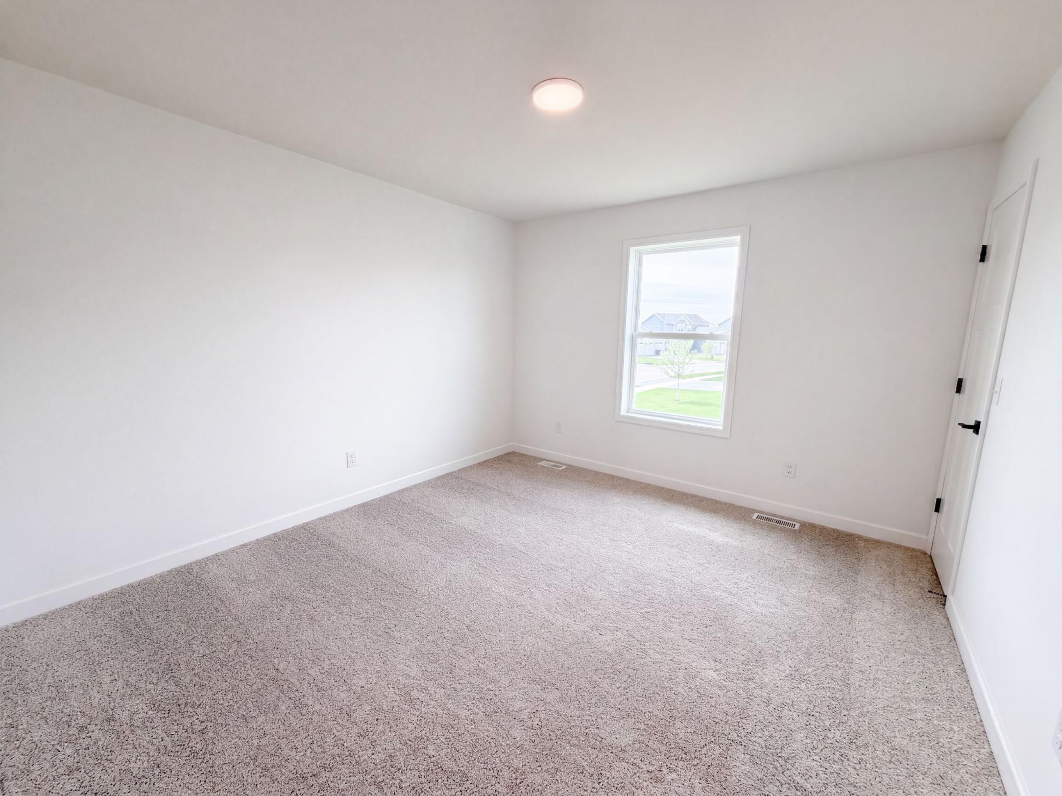 8321 Lander Avenue Ne Property Photo 18