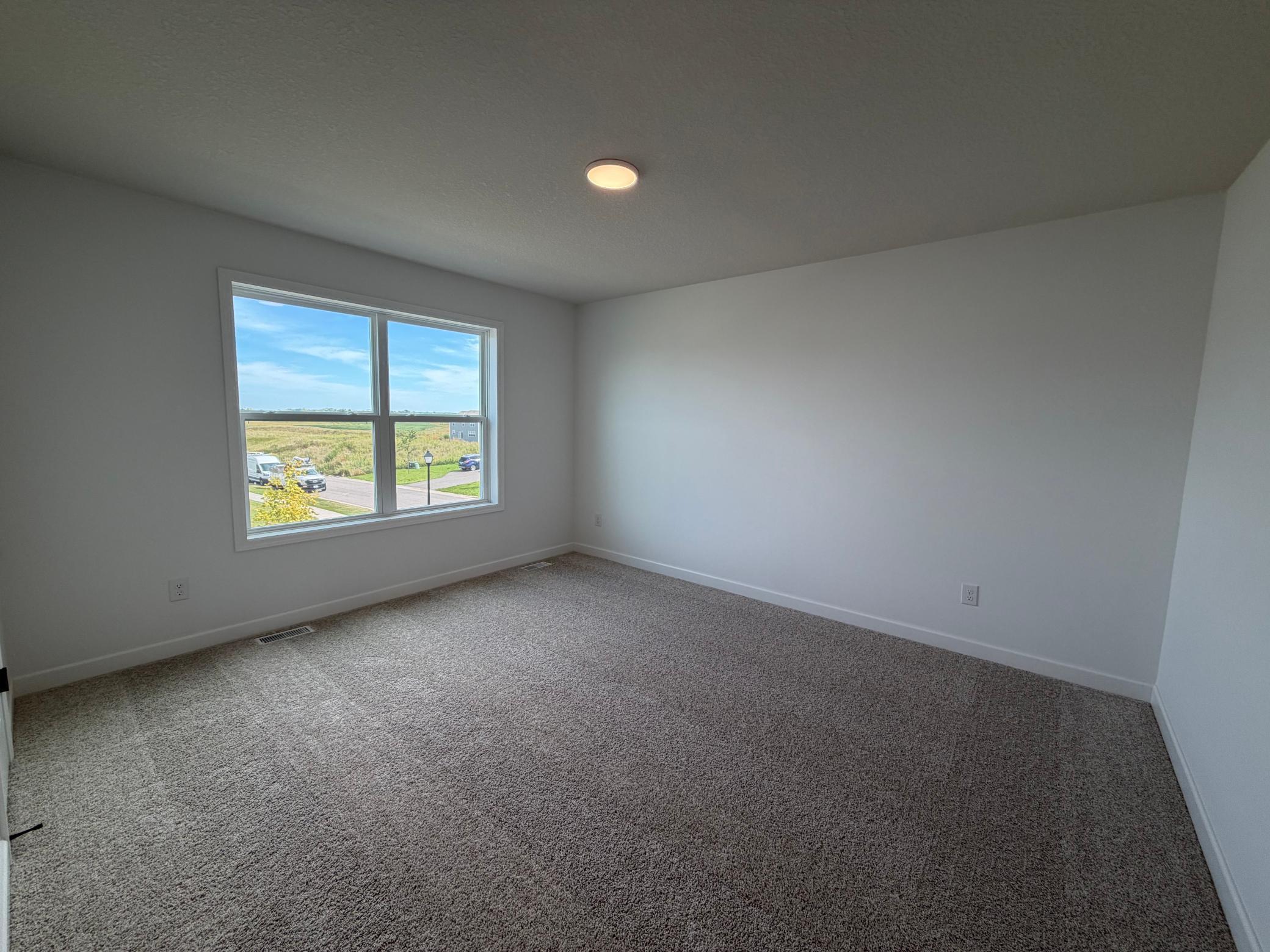 8321 Lander Avenue Ne Property Photo 19