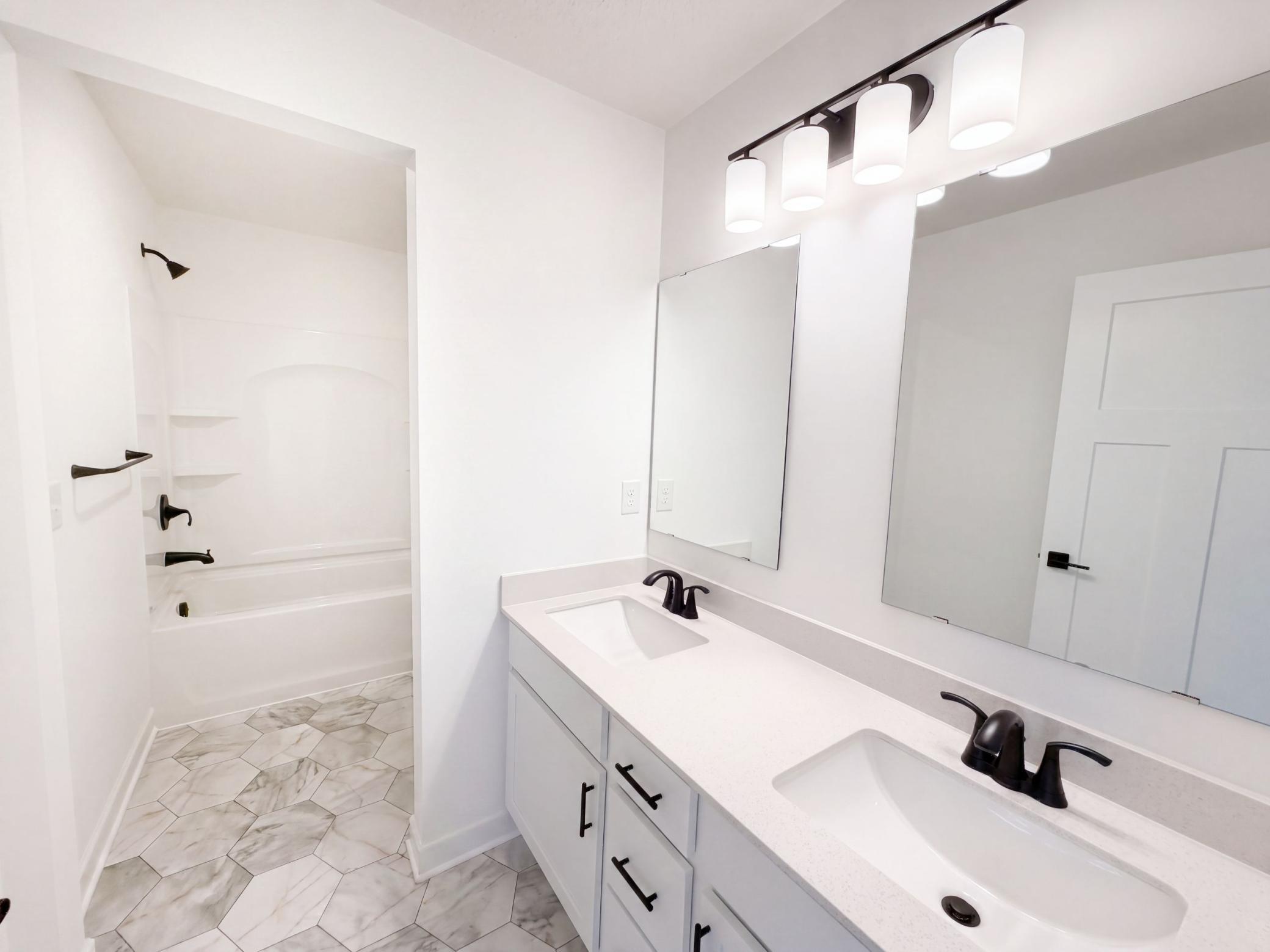 8321 Lander Avenue Ne Property Photo 23