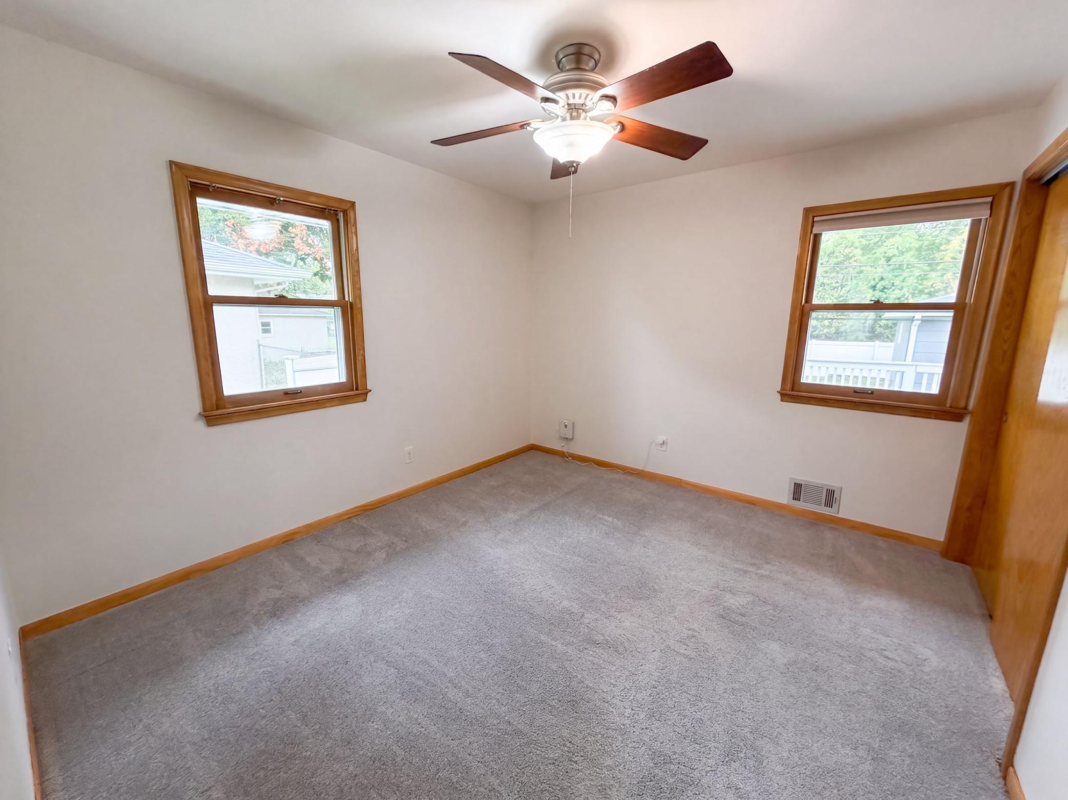 6280 6th Street Ne Property Photo 13