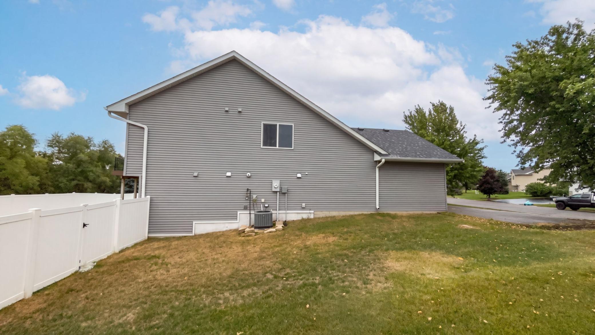 18772 Range Pole Point Property Photo 23