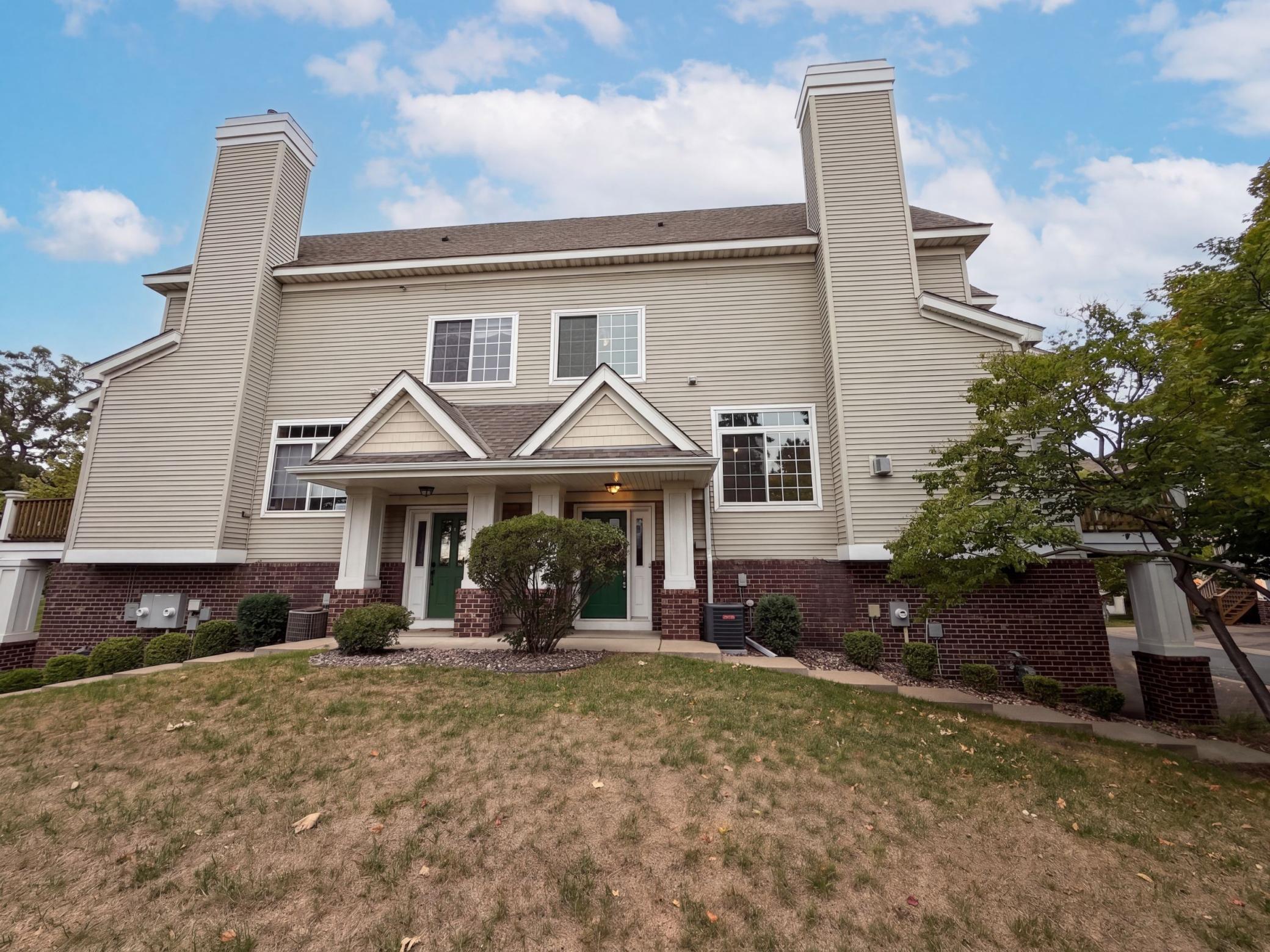 214 Christenson Way Ne Property Photo 6