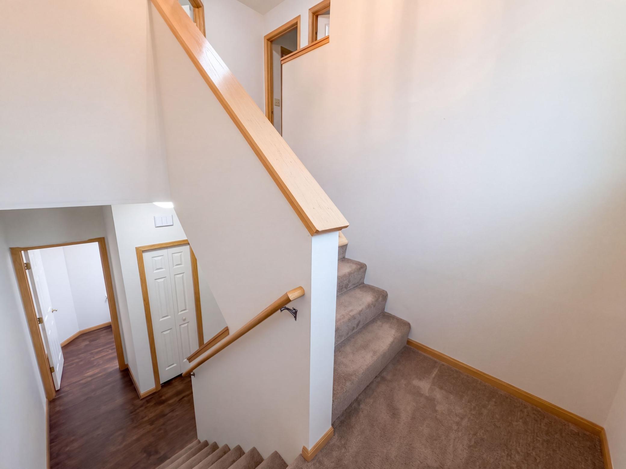 214 Christenson Way Ne Property Photo 11