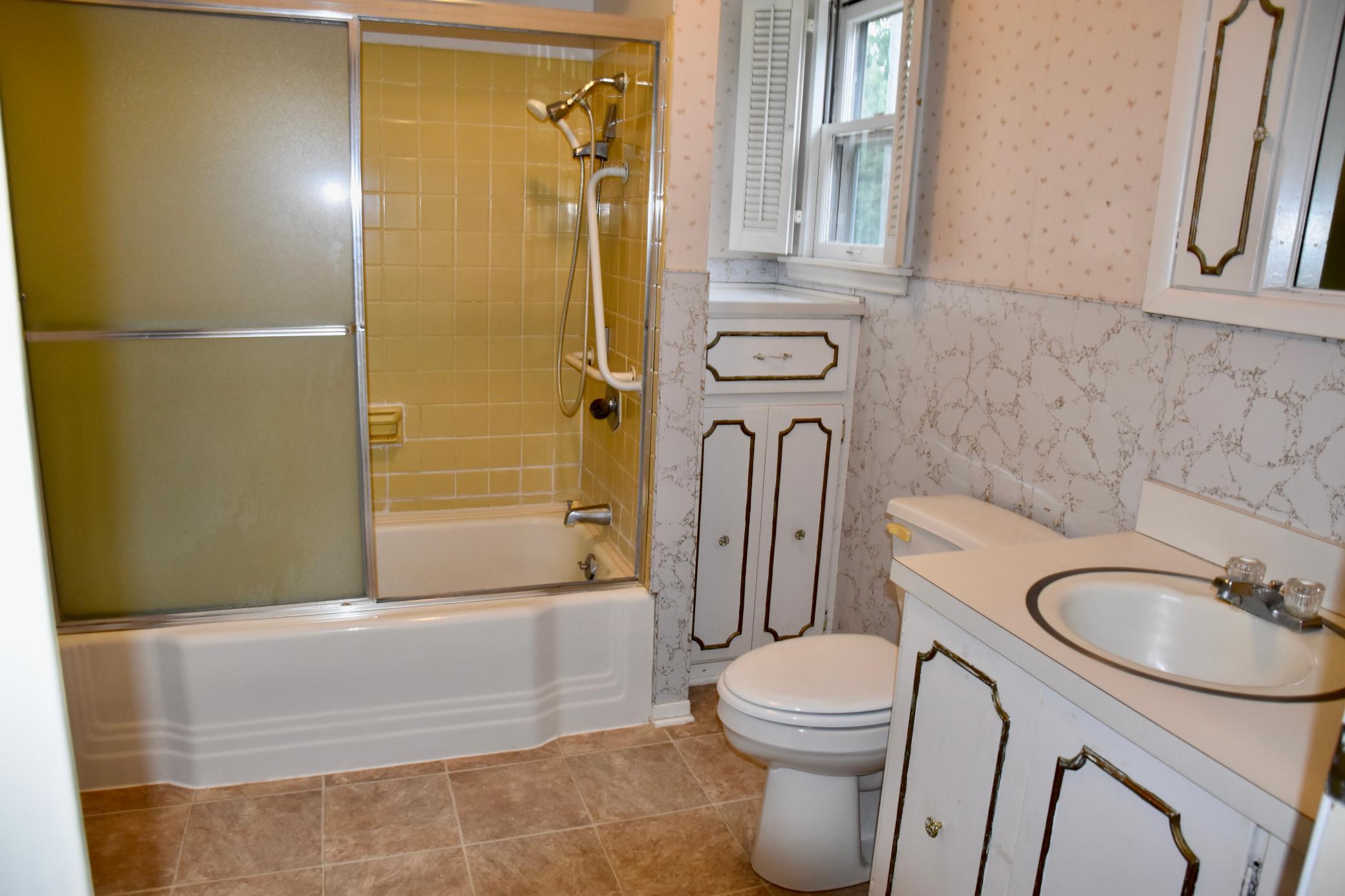 209 6th Avenue Property Photo 14