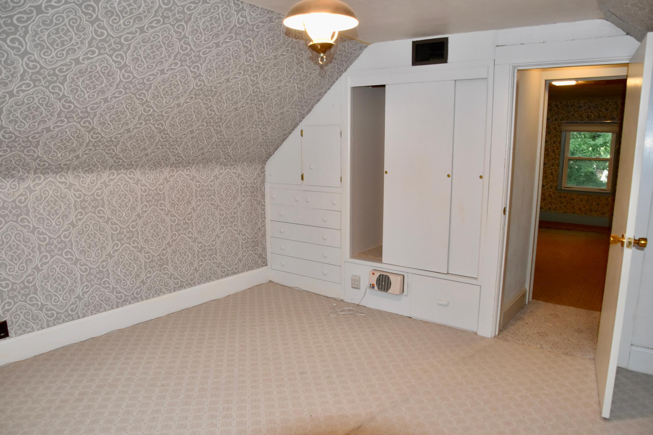 209 6th Avenue Property Photo 22
