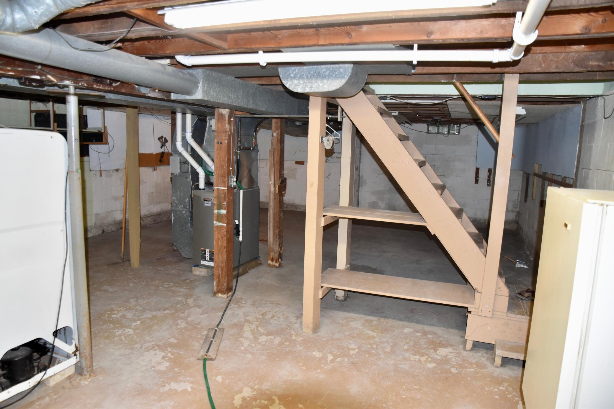 209 6th Avenue Property Photo 25