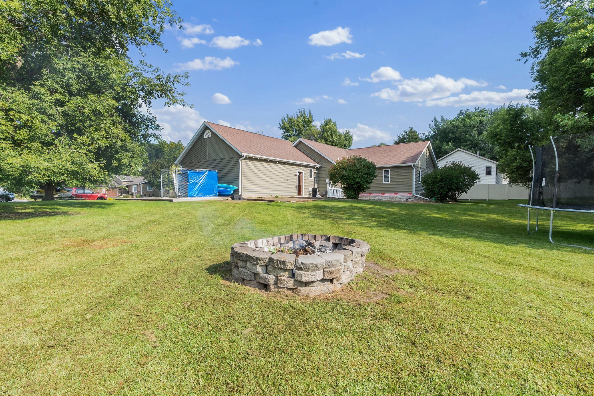 901 Geneva Drive Property Photo 13