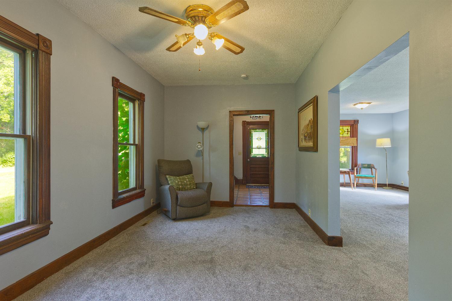 440 3rd Street Sw Property Photo 4