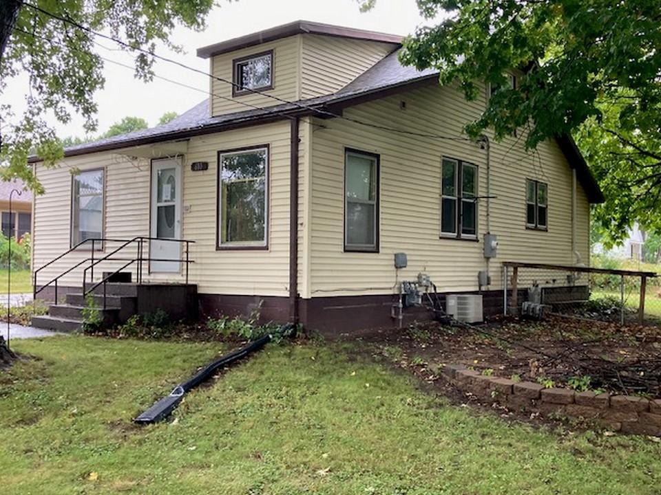 610 Lake Avenue Property Photo 1