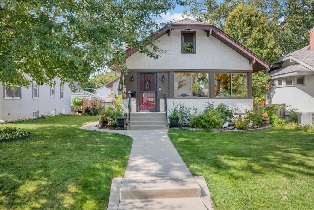 5128 Beard Avenue S Property Photo 1