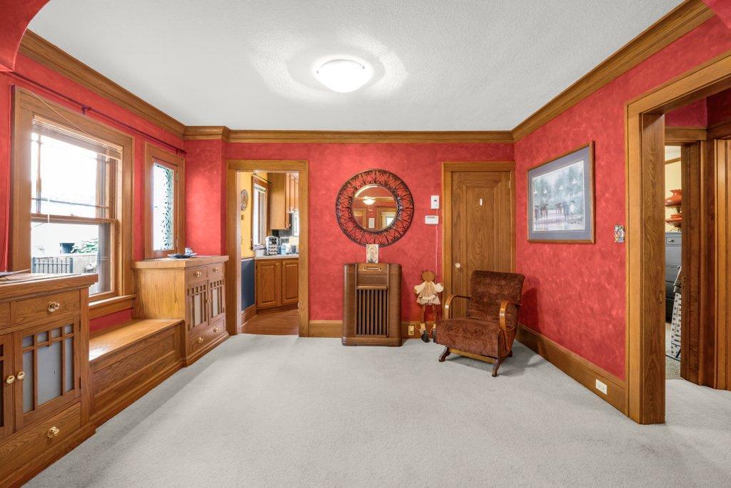 5128 Beard Avenue S Property Photo 8