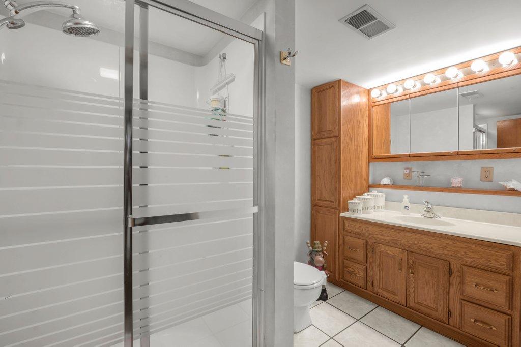 5128 Beard Avenue S Property Photo 25