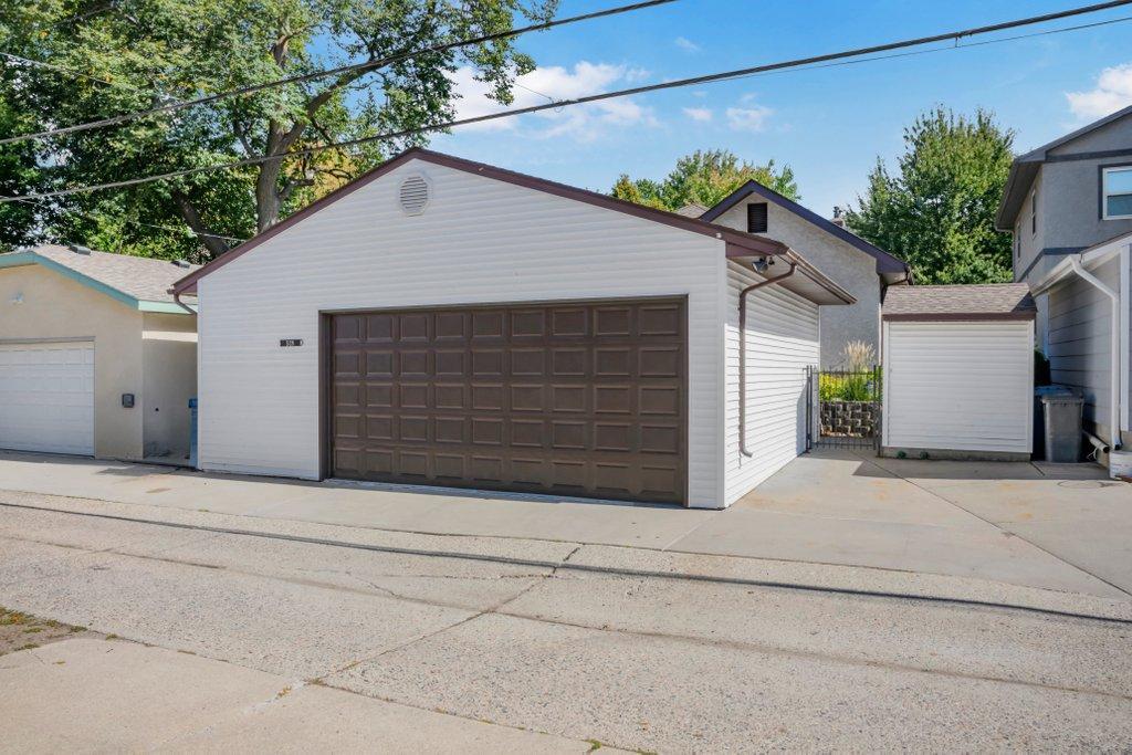 5128 Beard Avenue S Property Photo 36