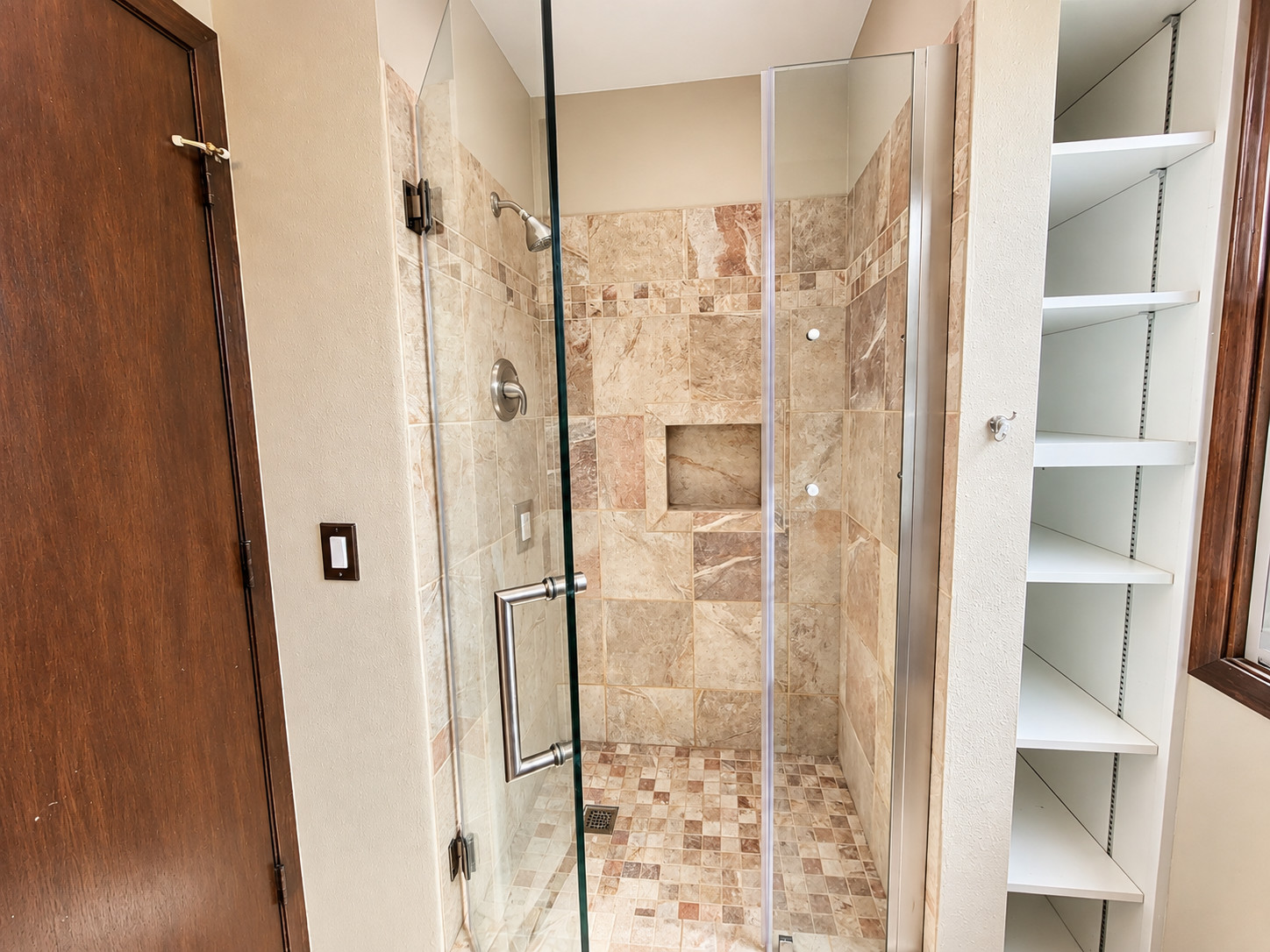 520 Smith Street Property Photo 4
