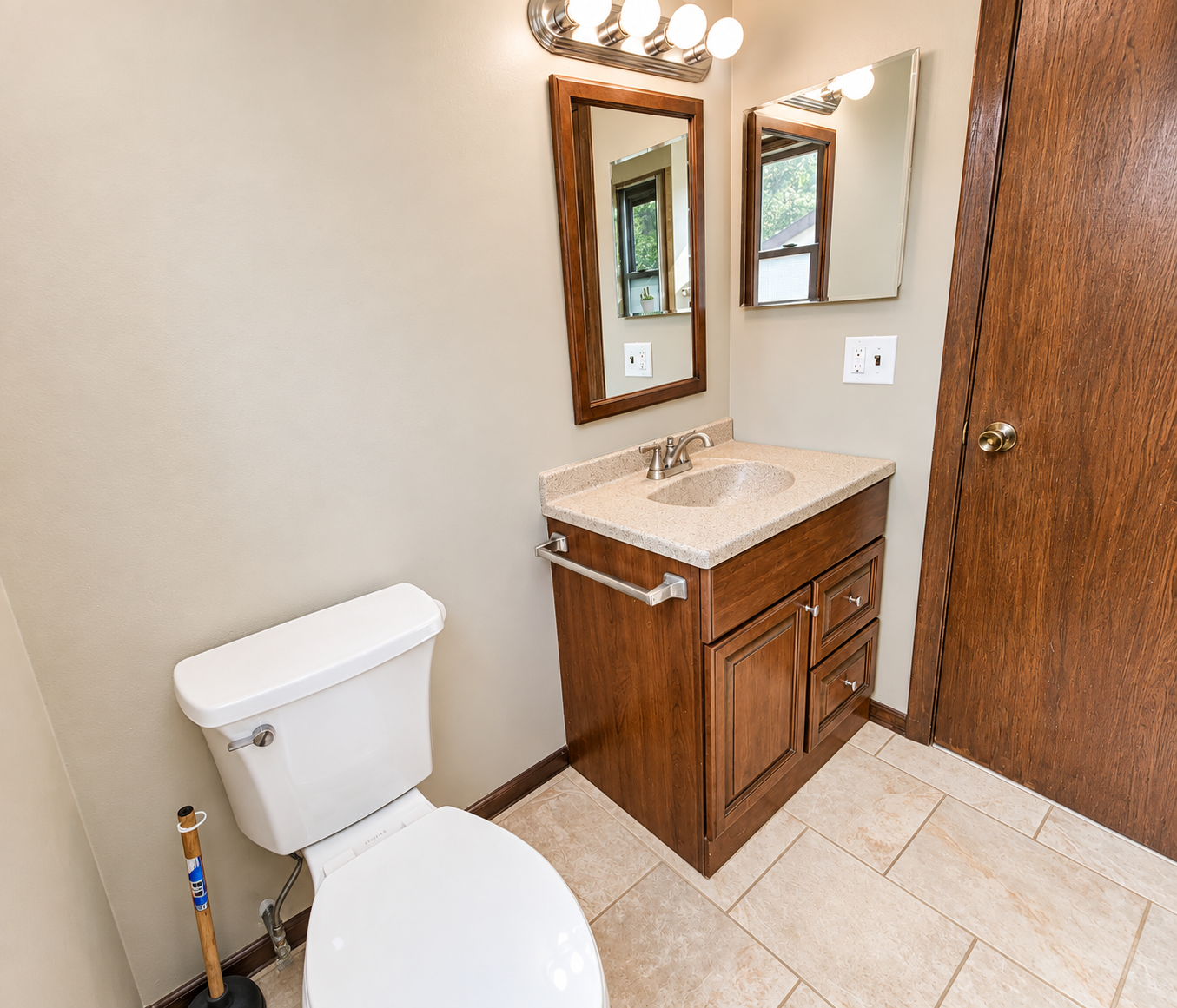 520 Smith Street Property Photo 5