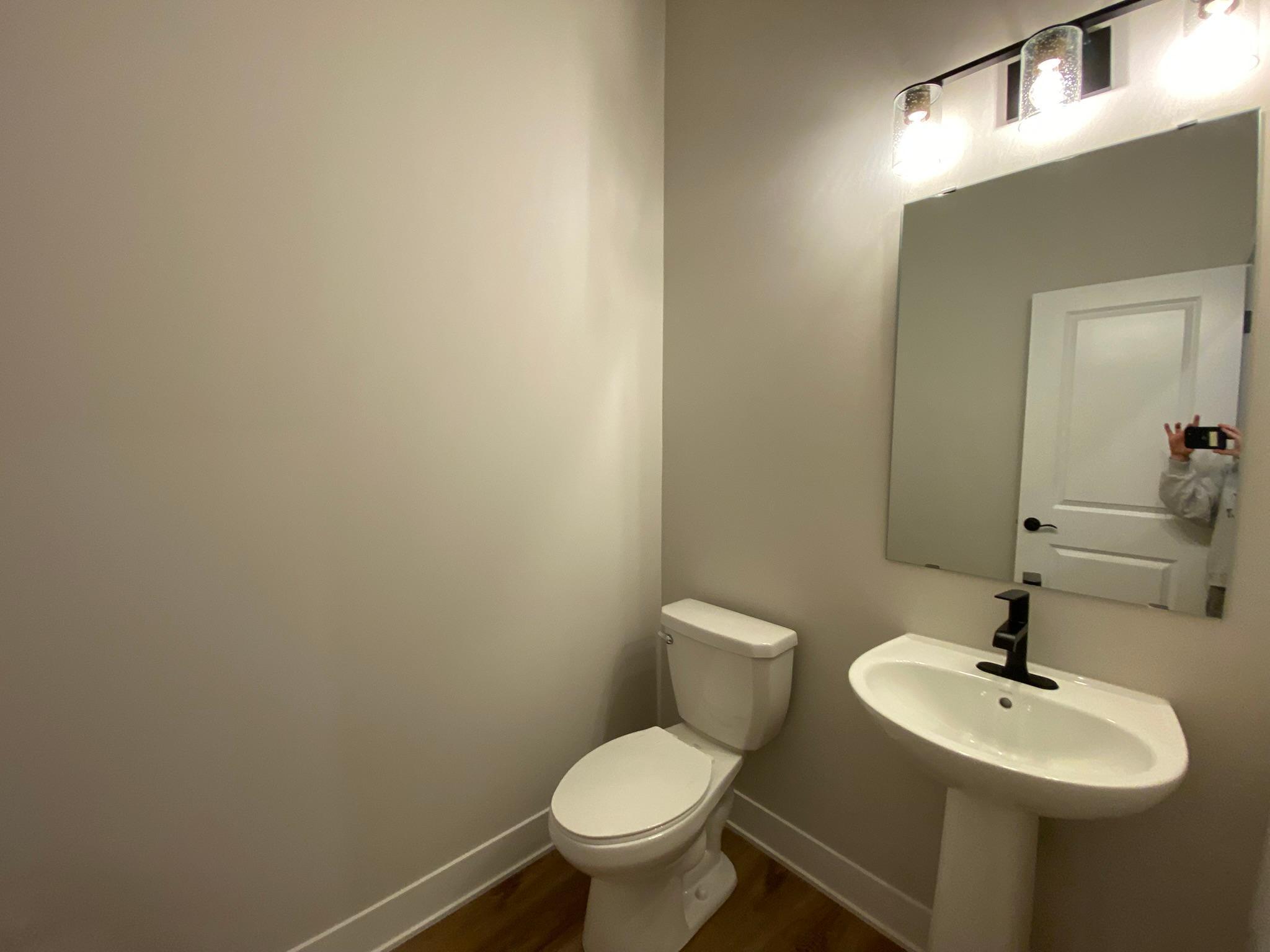 2036 Tamarack Road Property Photo 11