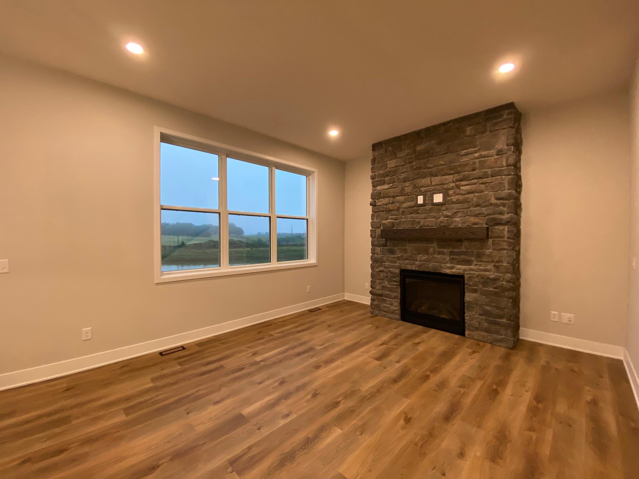 2036 Tamarack Road Property Photo 18
