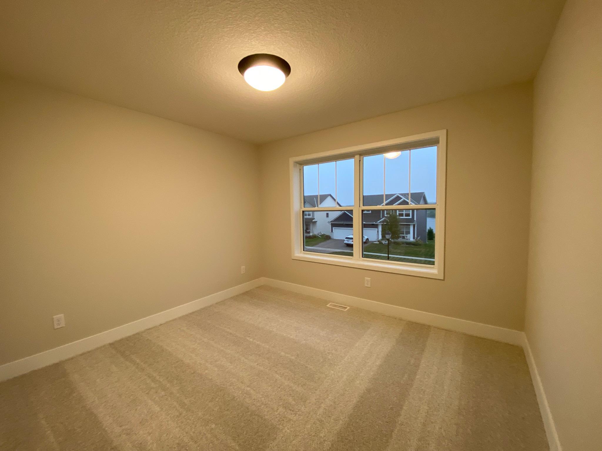 2036 Tamarack Road Property Photo 22