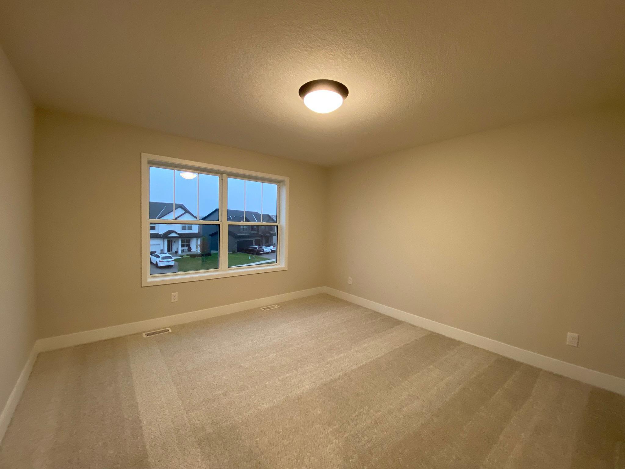 2036 Tamarack Road Property Photo 25