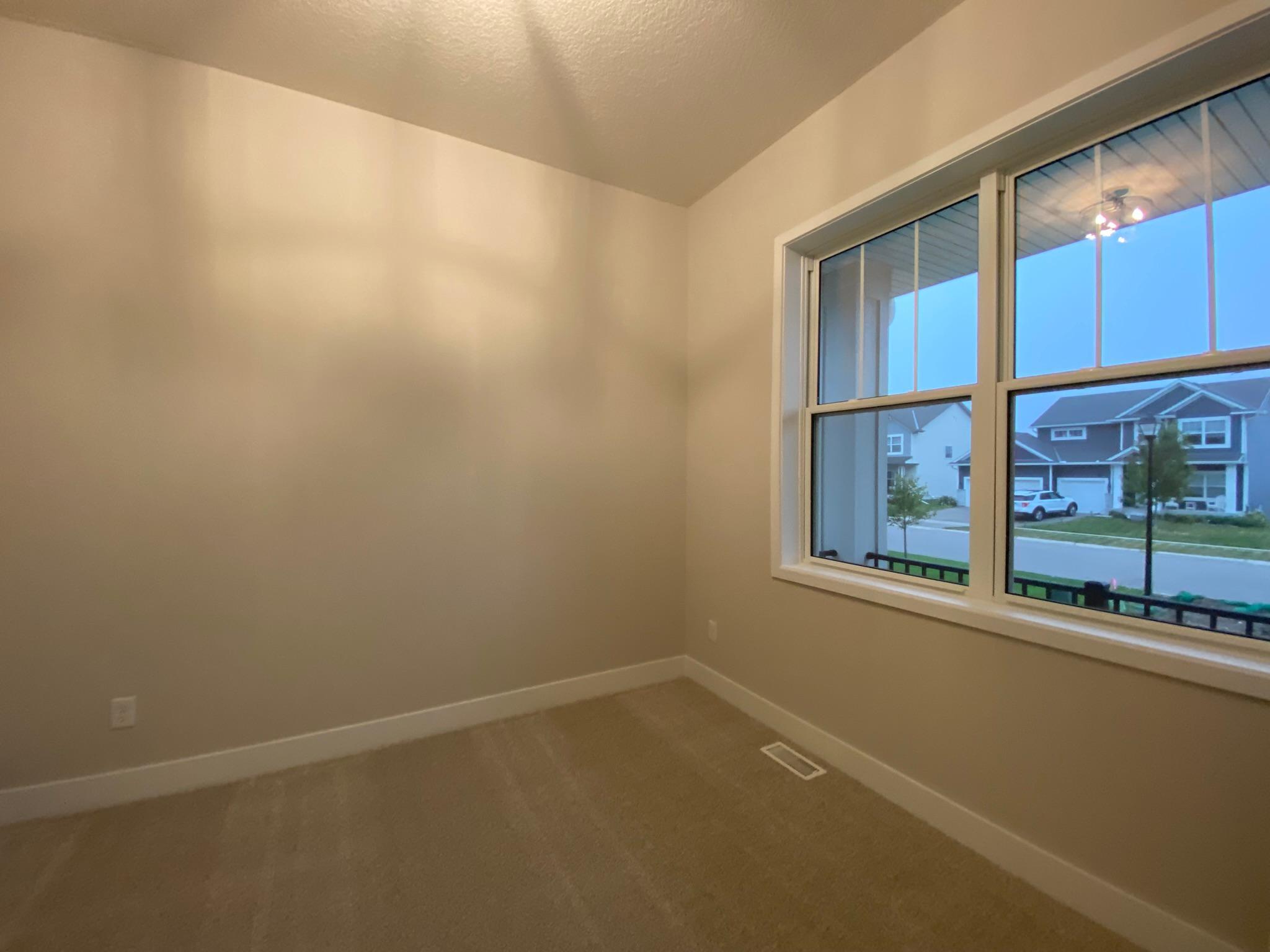 2036 Tamarack Road Property Photo 34