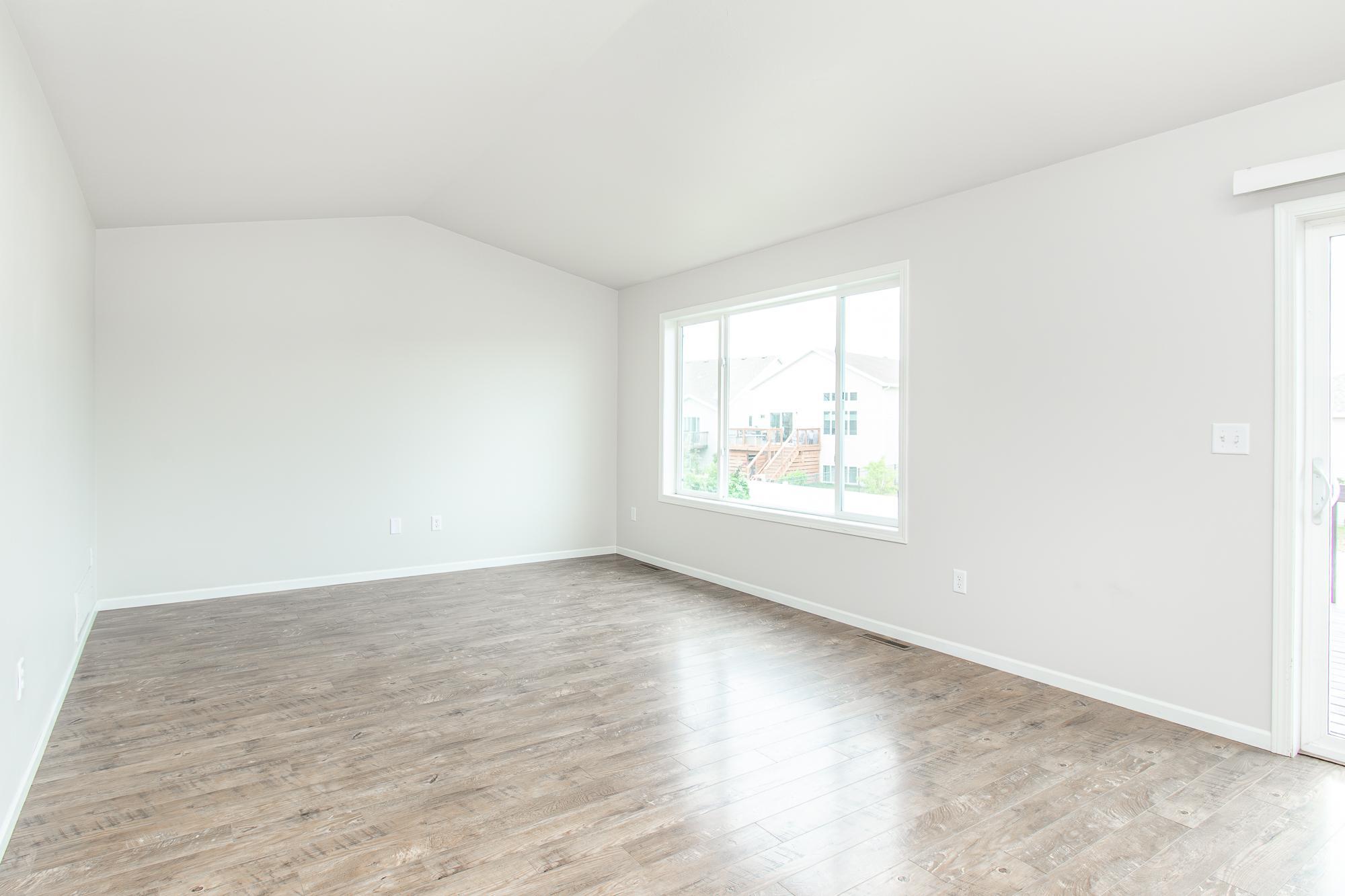 5913 58th Avenue S Property Photo 16