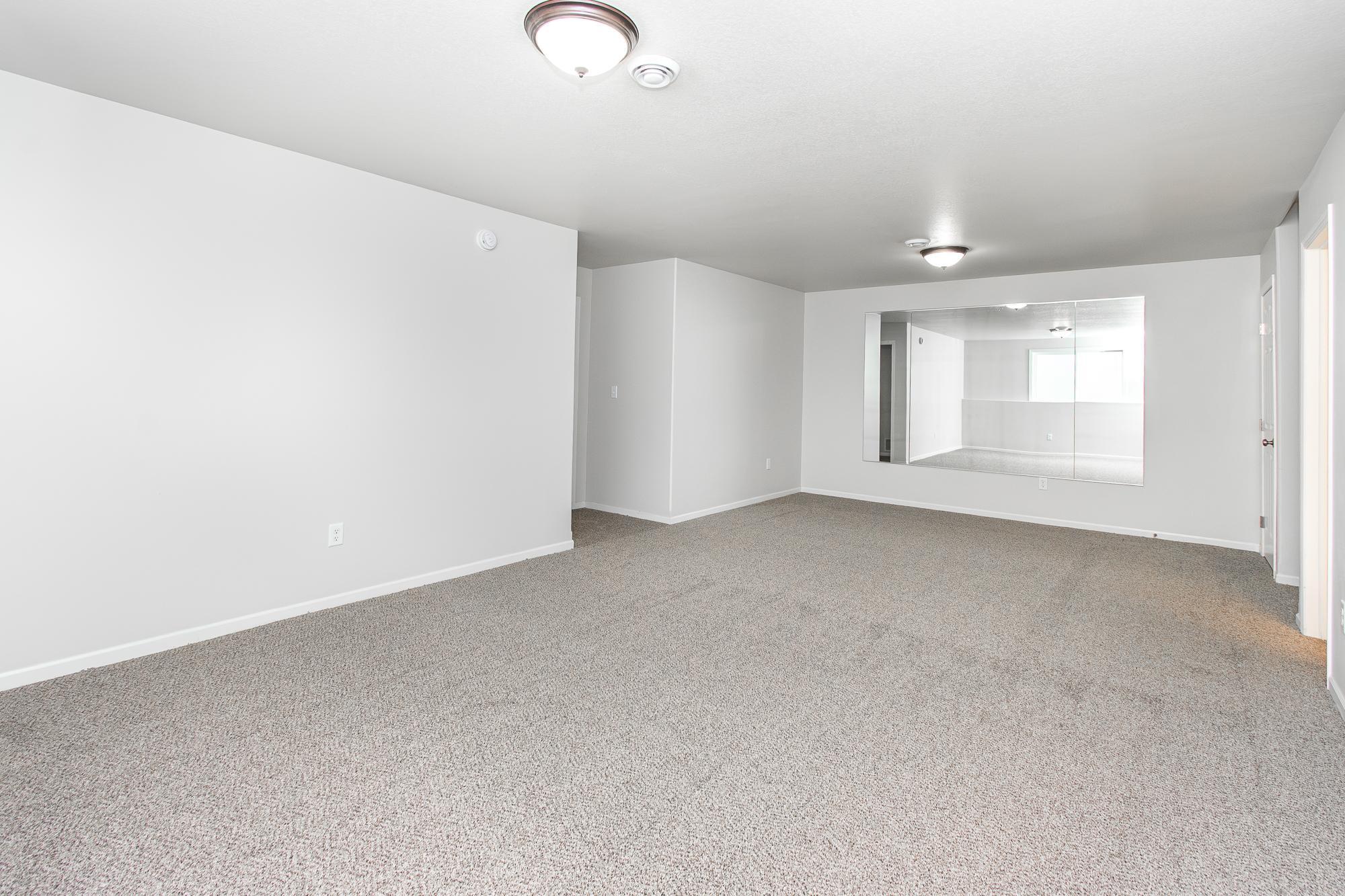 5913 58th Avenue S Property Photo 30
