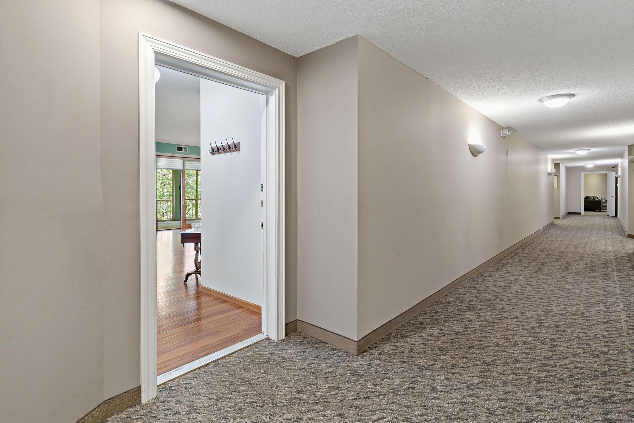 5985 Rowland Road 308 Property Photo 5