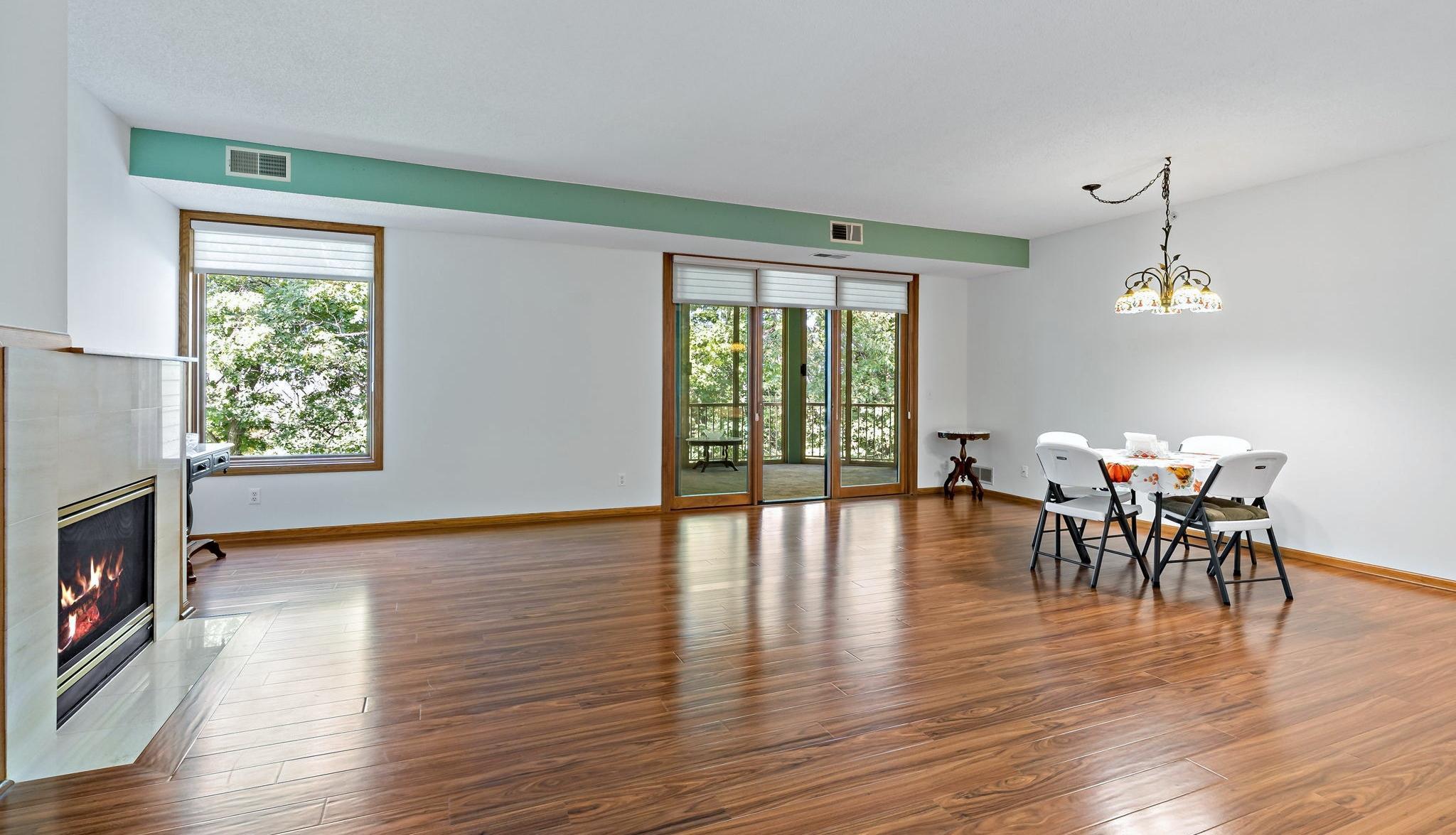 5985 Rowland Road 308 Property Photo 10