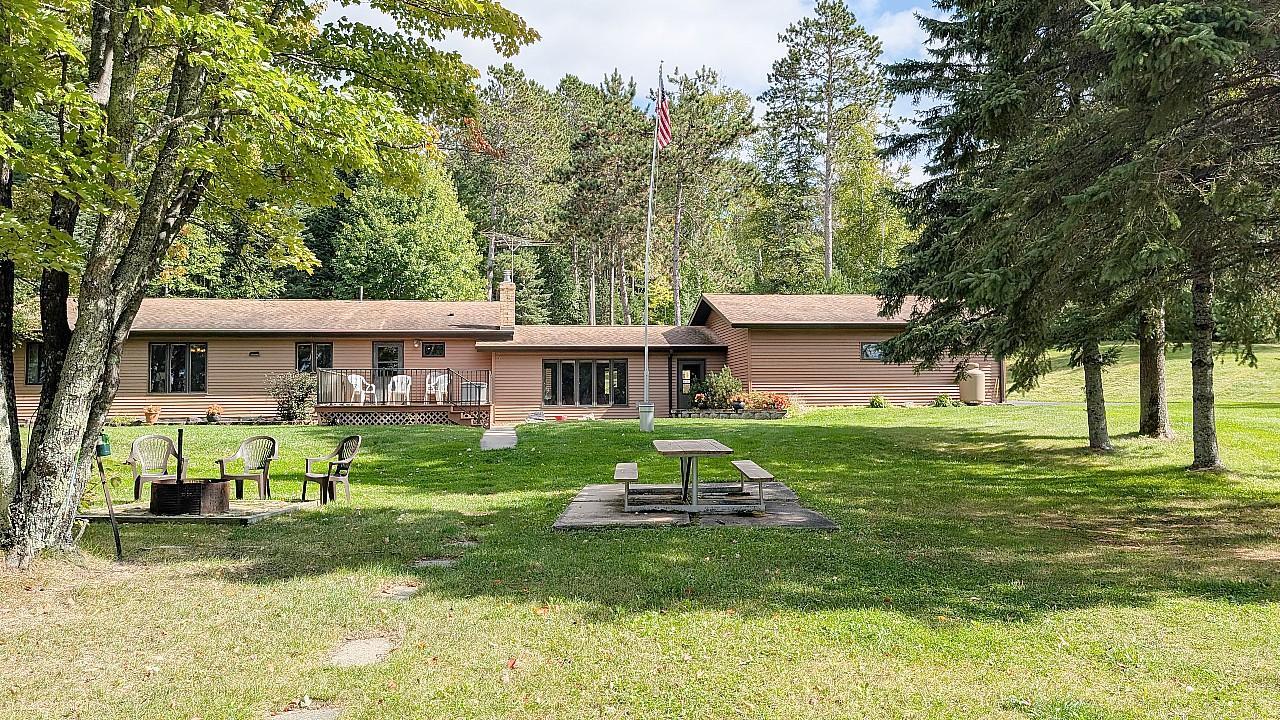 7723 Sunset Trail Property Photo 2