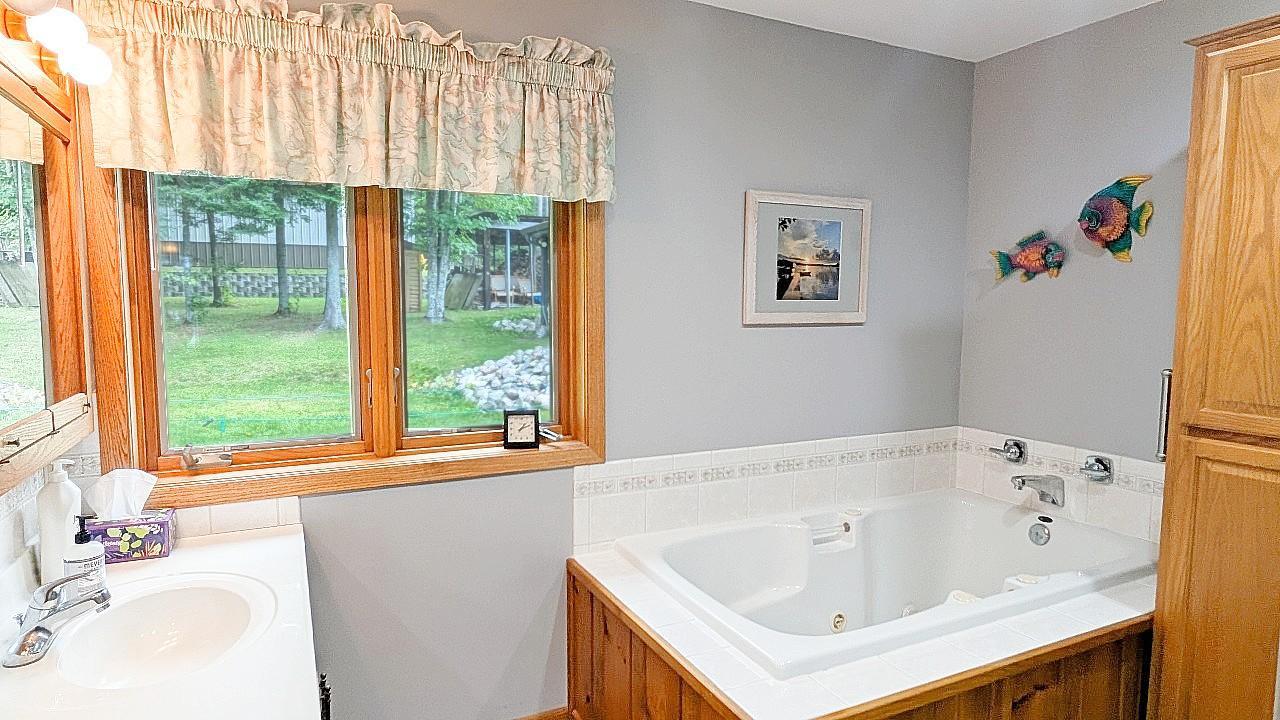 7723 Sunset Trail Property Photo 13