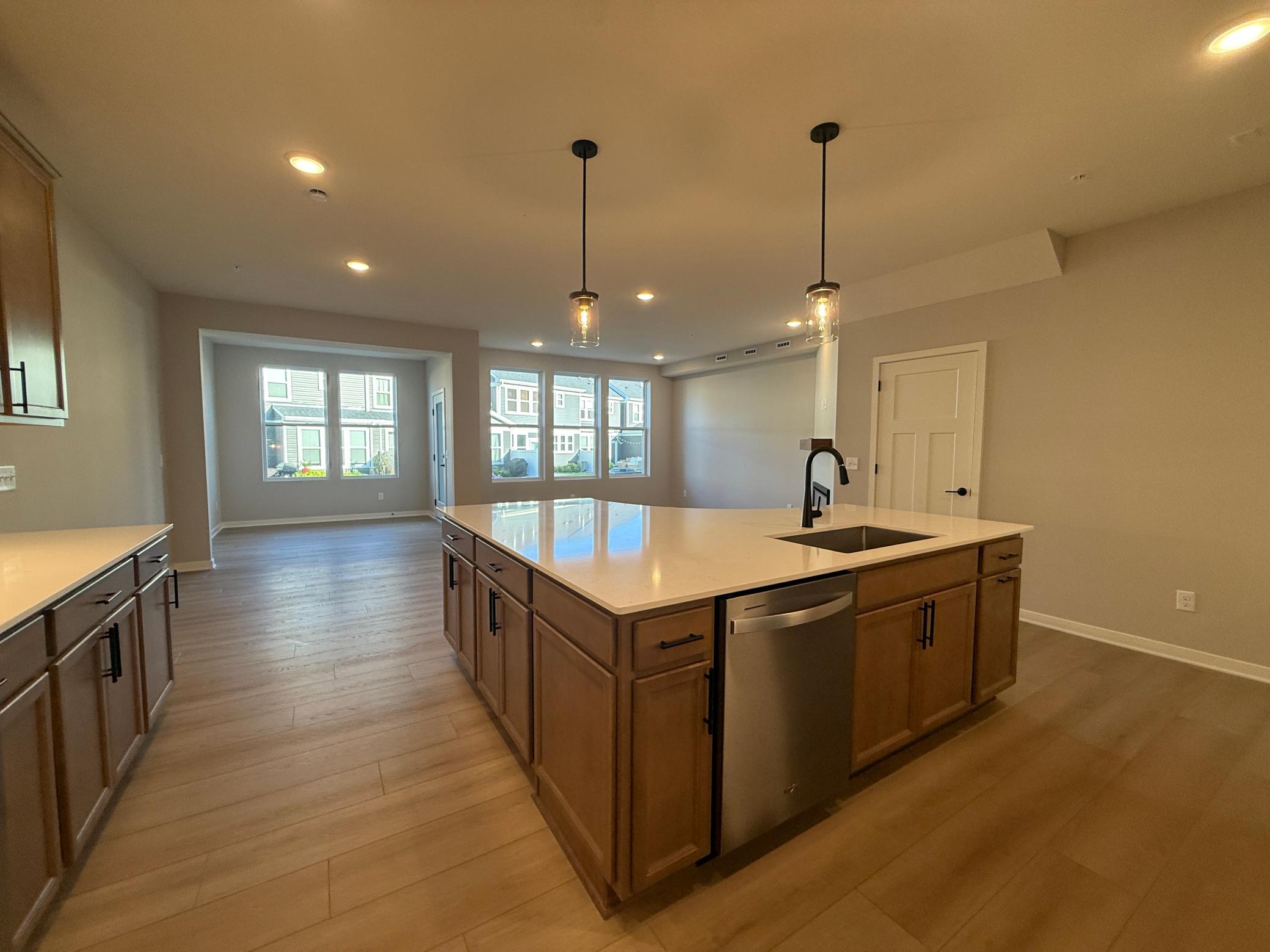 14932 Avondale View Property Photo 9